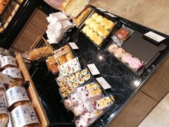 -皇冠幸福里动物奶油生日蛋糕(万达店)