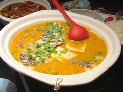 -川流不息·地道川菜·小龙虾(新松江路店)