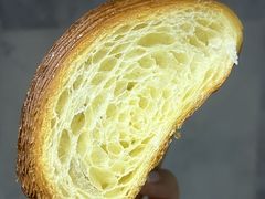 aop招牌可颂-PAOPAO Bakery&Café(港汇店)