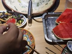 -洱火云南酸菜牛肉火锅(石景山当代商城店)