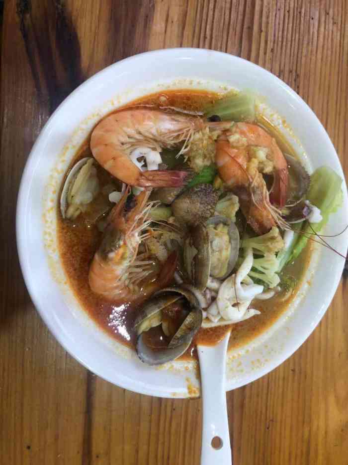 那一碗沙茶面(黄厝店)-"来厦门旅游,当地的小吃是必须尝尝的,座落.