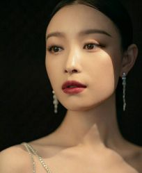 -Eling伊林彩妆·化妆培训(河西奥体店)