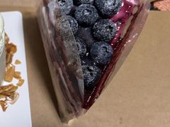 爆浆蓝莓瀑布-提亚烘焙·手作面包·生日蛋糕(七星店)