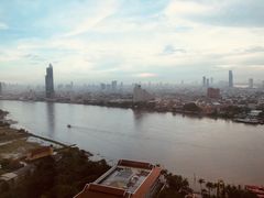 -阿瓦尼河滨曼谷酒店