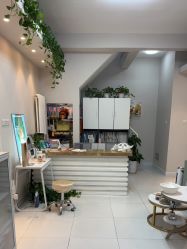 -赢韵美甲美睫瑞士净斑中心