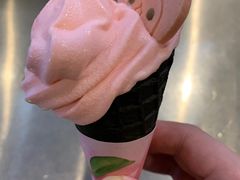 -麦当劳(世界城广场店)