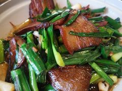 -廖师傅大蒜炒腊肉(袁家岭店)
