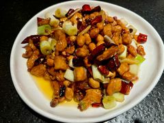 -万重锦·人文川菜馆(骡马市店)