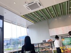 -星巴克(平湖万达广场店)