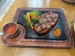-西语炭烧牛排·西厨(石龙店)