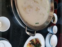 -老来福·非遗酸汤兔(凯旋路店)
