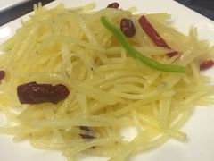-春天里·老街坊餐厅(港隆广场店)