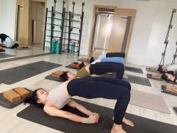 -OM瑜伽教练培训学院