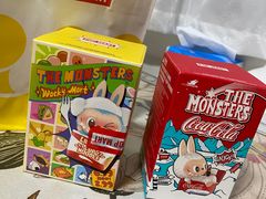 -泡泡玛特POPMART(蓝色港湾店)