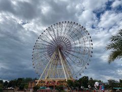 -七彩云南欢乐世界