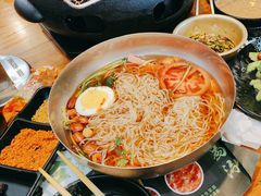 -合易泓烤肉·海肠捞饭(火车站店)