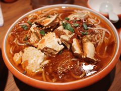 辣螃蟹脚-老闵田螺馆·南昌市井菜·特色小吃(总店)