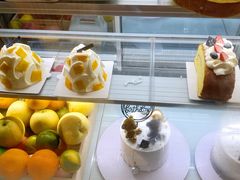 -焙丽拾光(麦凯乐直营店)