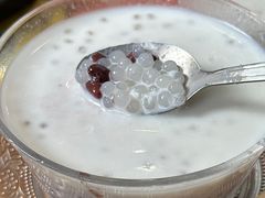 鲜奶红豆西米露-周大娘牛乳(旧寨古村总店)