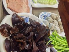-亿诣蝎府炸酱面羊蝎子火锅(酷车小镇店)