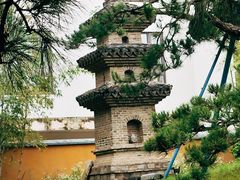 -龙华寺
