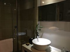 -绍兴中金豪庭大酒店