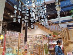 -猫的天空之城概念书店(杭州南宋御街店)