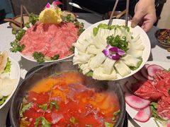 -贵府酸汤牛肉火锅·贵州老字号(飞山街店)