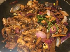 招牌胡须佬鸡煲-胡须佬鸡煲四季火锅店(石厦西村直营店)