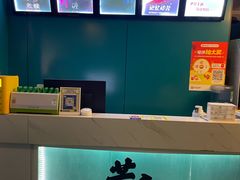 -荒岛实景沉浸密室(江汉路1店)