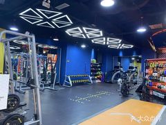 -成杰格斗·拳击·柔术·防身术(建设路店)
