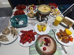 -金马门国际美食百汇(珞喻路店)