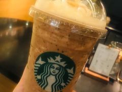 -星巴克(港汇1号办公楼店)