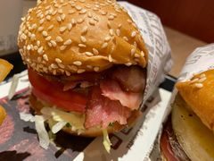 BBQ培根牛肉特堡-The Habit Burger Grill 哈比特汉堡(复兴soho店)