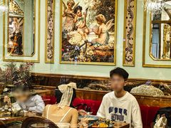 -秘密旅行Bonjour(黑金冠 江南西店)