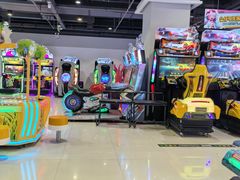 -哆啦星球(小寨店)