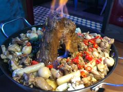 -胖哥俩肉蟹煲(来福士店)