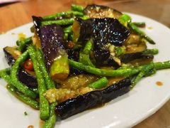 -郑件洋芋饭庄