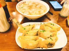 -小姜锅贴(凤凰街店)