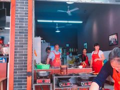 -谢老五跷脚牛肉·非遗传承店