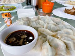 海三鲜馅饺-颐和海鲜饺子