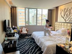 -昆明朗威酒店(昆明站火车站双桥夜市风情街店)