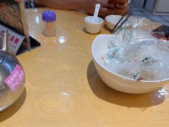 -鹏城人家海鲜酒家·23年老字号(较场尾店)