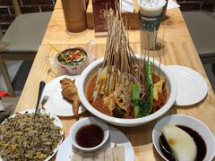 -嘉州叶婆婆钵钵鸡(建设路店)