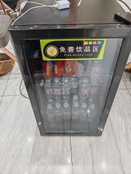 -妃格美发沙龙·烫发·染发