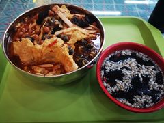 -红鼻子桂林米粉(金唐新光界店)