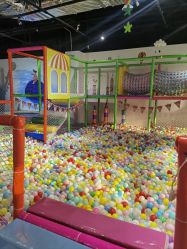 -塔塔王国·主题儿童游乐园(奥城商业广场店)