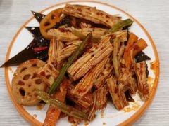 -三姐妹冷面馆(保卫路店)