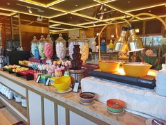 -大中华希尔顿酒店-念自助餐·嗨啤·小龙虾