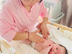 -爱贝尔高端月嫂(母婴护理)